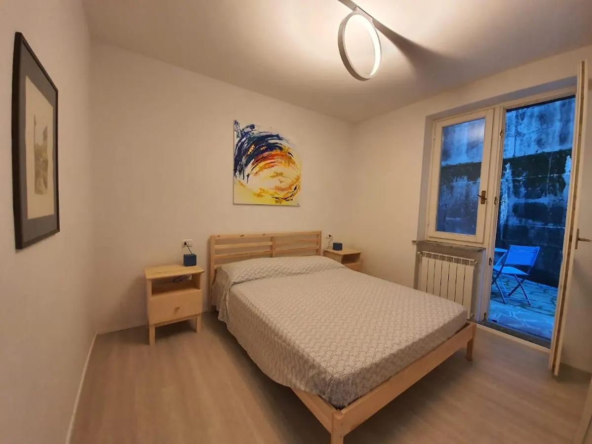 Apartament The Owl House Varenna Włochy